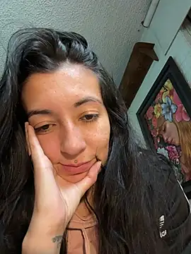 Chat XXX ao vivo de SALOME_KORLAND