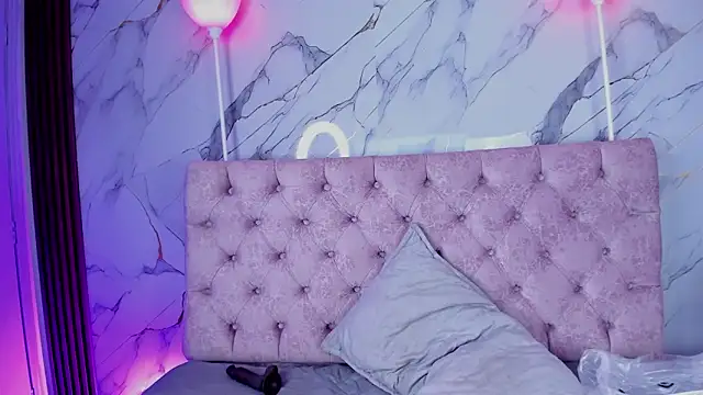 Онлайн чат XXX AuroraDiaz