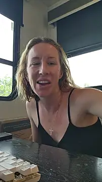 bmorganne420: διαδικτυακό σόου στην κάμερα