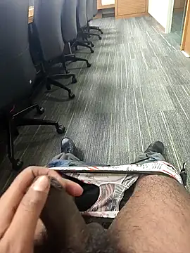 Chat +18 de hotboy43339 ao vivo