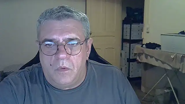 _hippo_: απευθείας συνομιλία ΧΧΧ