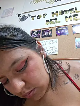 Dakota14's Webcam Show