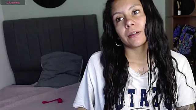 Онлайн чат XXX valevicious