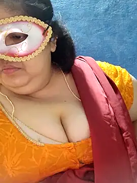 tamilthanushri: онлайн-секс-чат