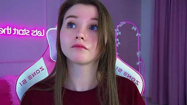 Živý XXX chat KeiraAsti