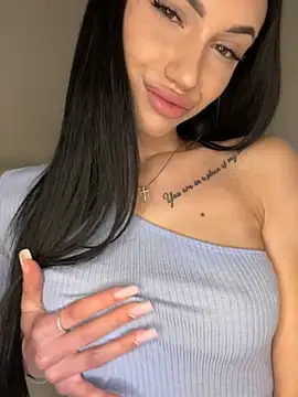Živý XXX chat ilariea_girl