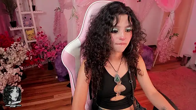 Chat XXX ao vivo de gummo_