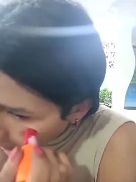 Онлайн чат XXX queen_lilith69