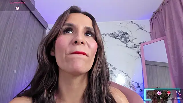 Annaross2 Live XXX Chat