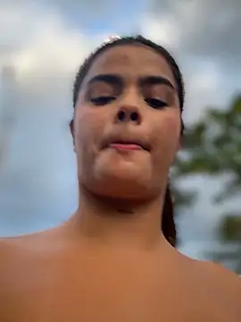 Czat XXX na żywo – Kaily_Sweet16