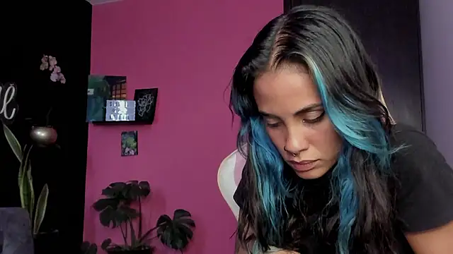 azula_lillet 在線直播表演