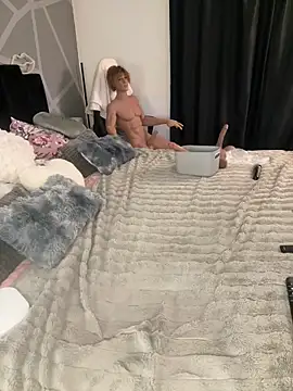 krysstal003 Show in webcam