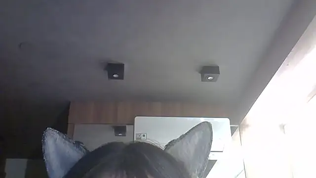 SkinnyKitten's Live XXX Chat