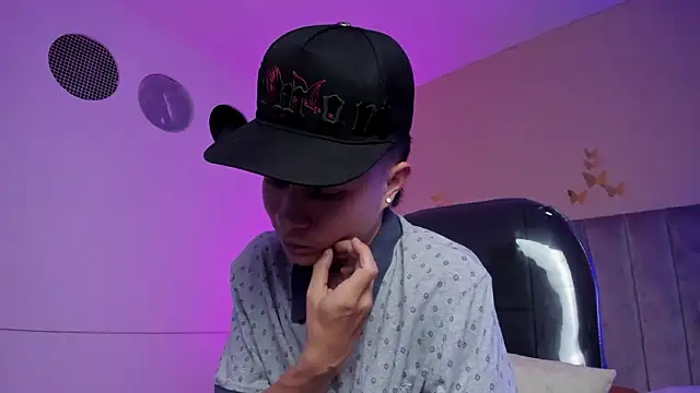 XXX chat uživo modela Nascary_Fox