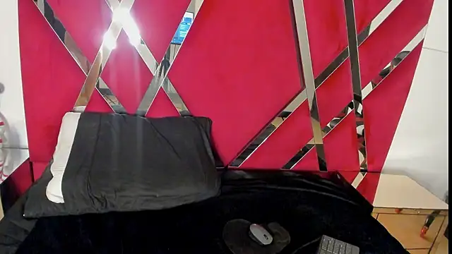 gigixht Adlı Modelin Canlı XXX Sohbeti