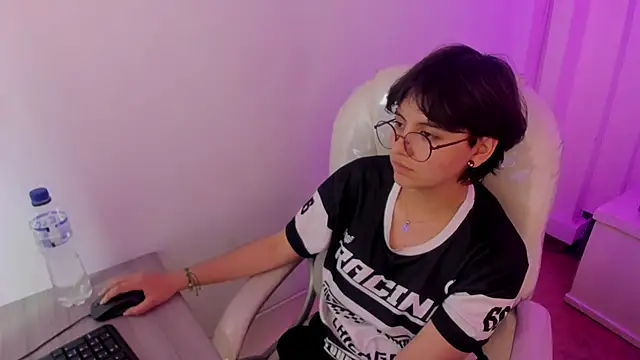 Nathaly_ds élő XXX-chatje