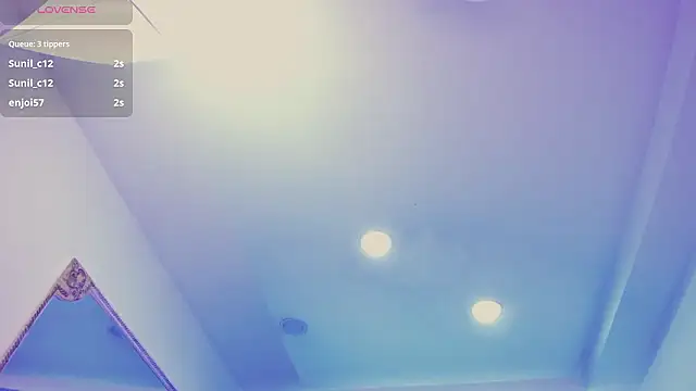 SelenaStonne Chat XXX live