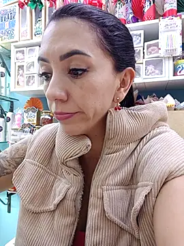 LunaZambrano's Live XXX Chat