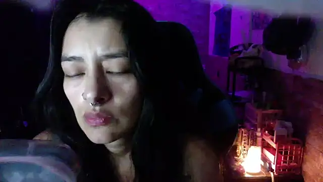 AngelaQueen_'s Live XXX Chat