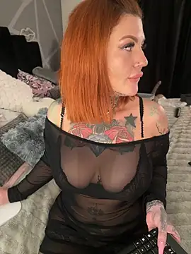 krysstal003's Live XXX Chat