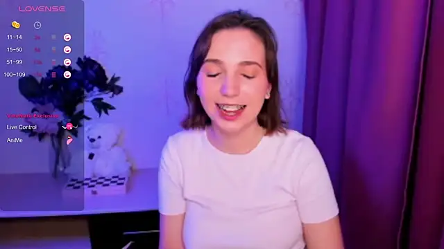 Chat XXX ao vivo de KindHazelHere_