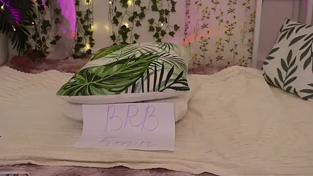 MonicaAsis' Live XXX Chat