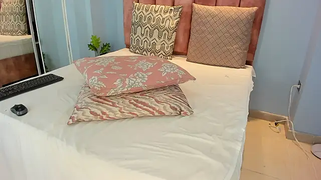 Živý XXX chat lou_rosse_