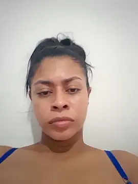 daliataleboficiall's Live XXX Chat