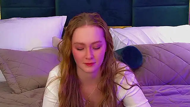 Chat +18 de AgataFoxley ao vivo