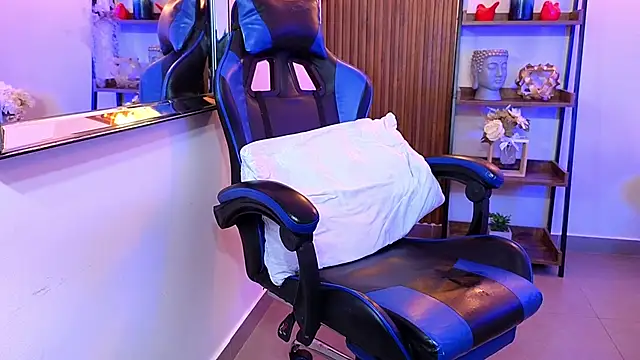 Онлайн чат XXX Kenya--Buhle