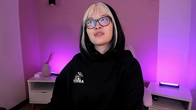 Chat +18 de _asami_chieko_ ao vivo