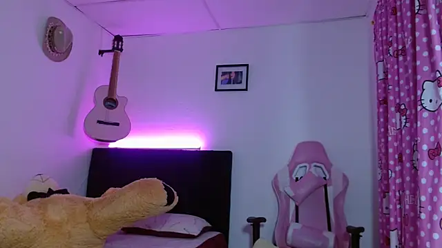 Miss_cand7's Live XXX Chat