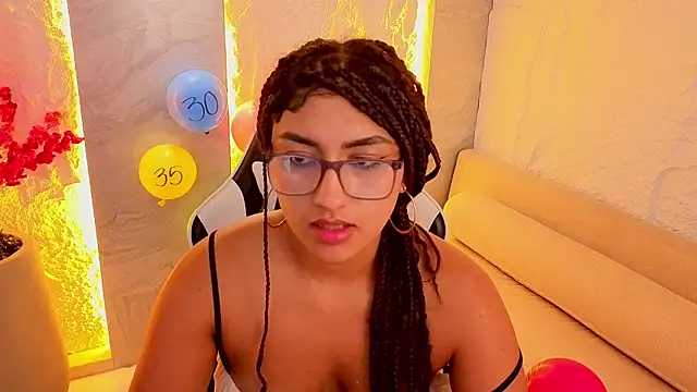 isabella_tp's Live XXX Chat