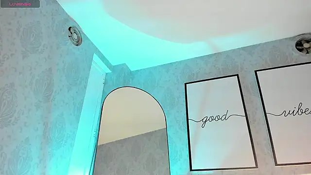 sensual_skinny Webcam Show