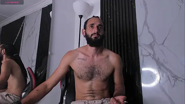 Tatis__ 在線直播表演