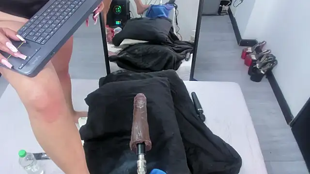 Angie_Will 라이브 XXX 채팅