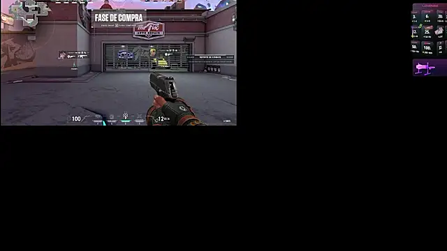 Chat XXX en directo de LizzieCutie_