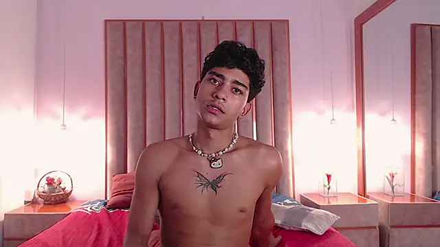 Mike_thomsonn live XXX chat