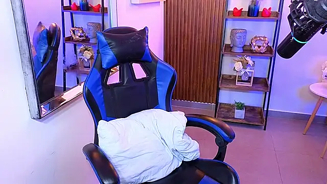 XXX chat uživo modela Kenya--Buhle