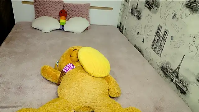 lovely-eyes Chat XXX live