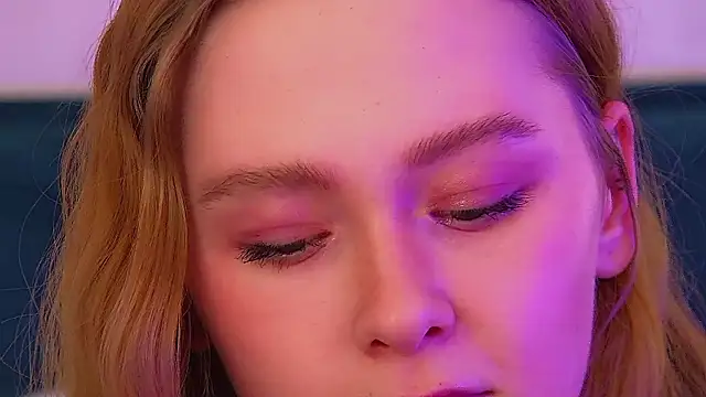 AgataFoxley Chat XXX live