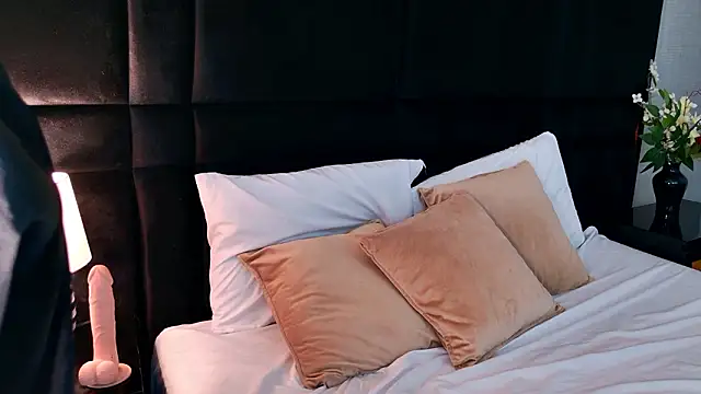 EllaEvanz Live XXX Chat