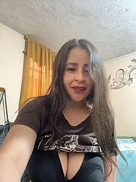 Chatroom XXX en direct de latinfemale