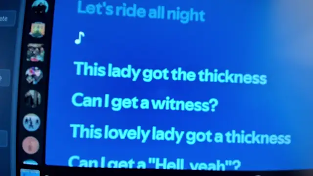 Kelly_CarolinaのライブXXXチャット