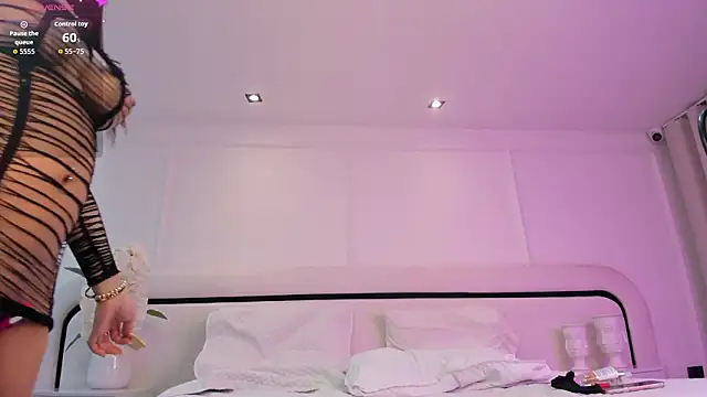 MaddyMay_'s Live XXX Chat