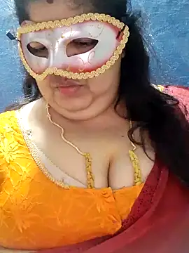 tamilthanushri Chat XXX live