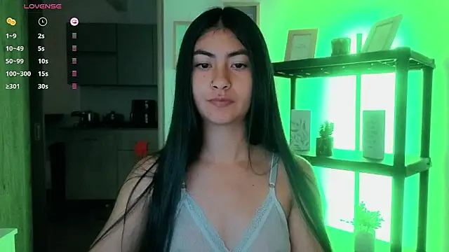 Estefania_A: онлайн-секс-чат