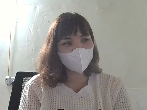 Angela-Eira élő XXX-chatje