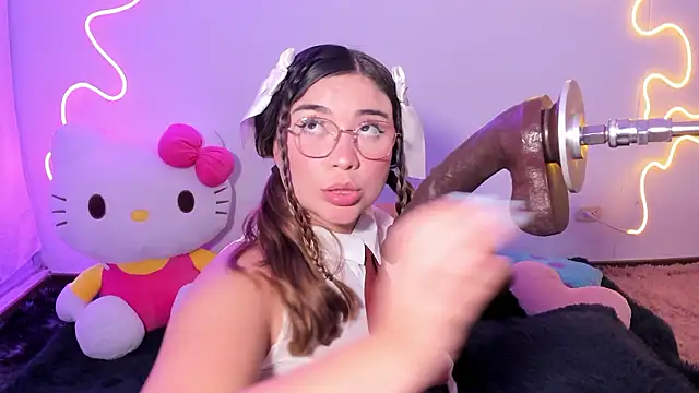 CassieBigass_: онлайн-секс-чат