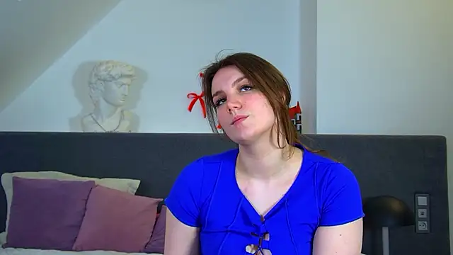 KarenClarks: онлайн-секс-чат